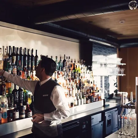 斯科恩奥西赫特酒店 4*