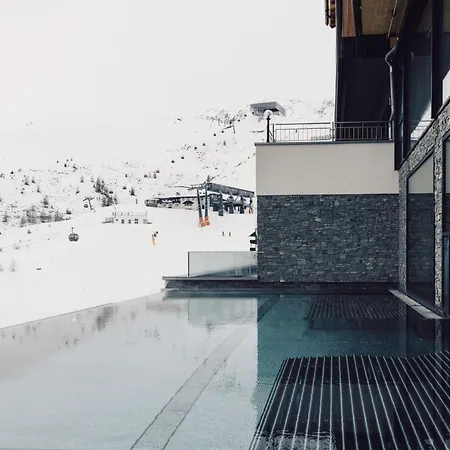 Schoene Aussicht Hotel 4*