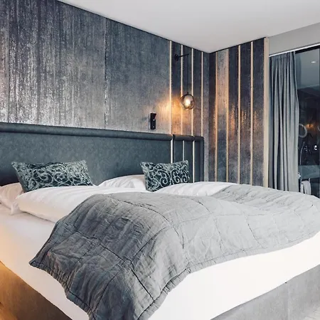 Schoene Aussicht Hotel 4*