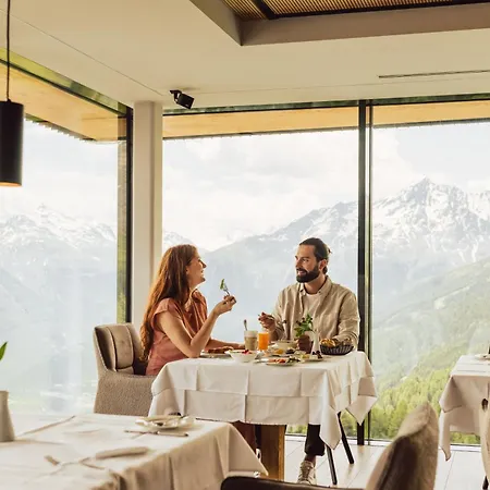 Schoene Aussicht ホテル