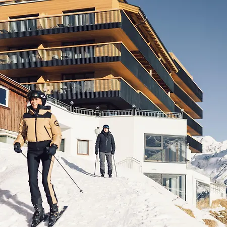 Schoene Aussicht Hotel 4*