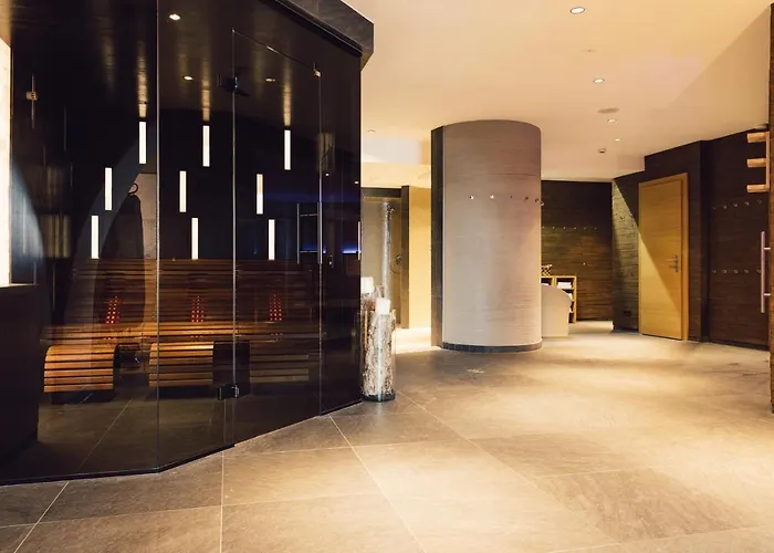 Schoene Aussicht Hotel 4*