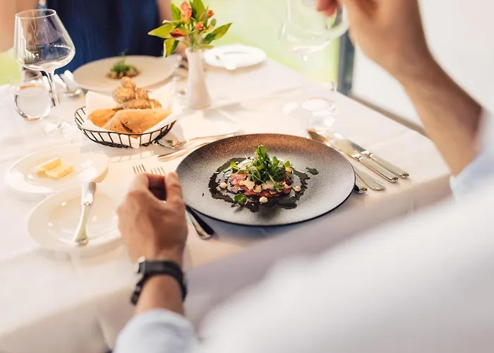 Hotel Schoene Aussicht